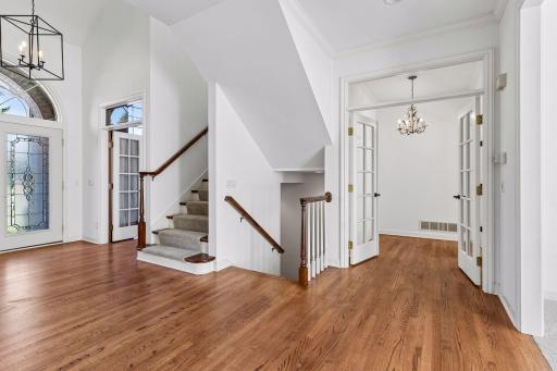 31 Scotch Pine Road, North Oaks, MN 55127