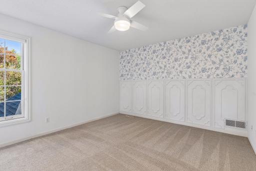 31 Scotch Pine Road, North Oaks, MN 55127