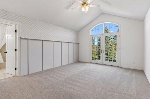31 Scotch Pine Road, North Oaks, MN 55127