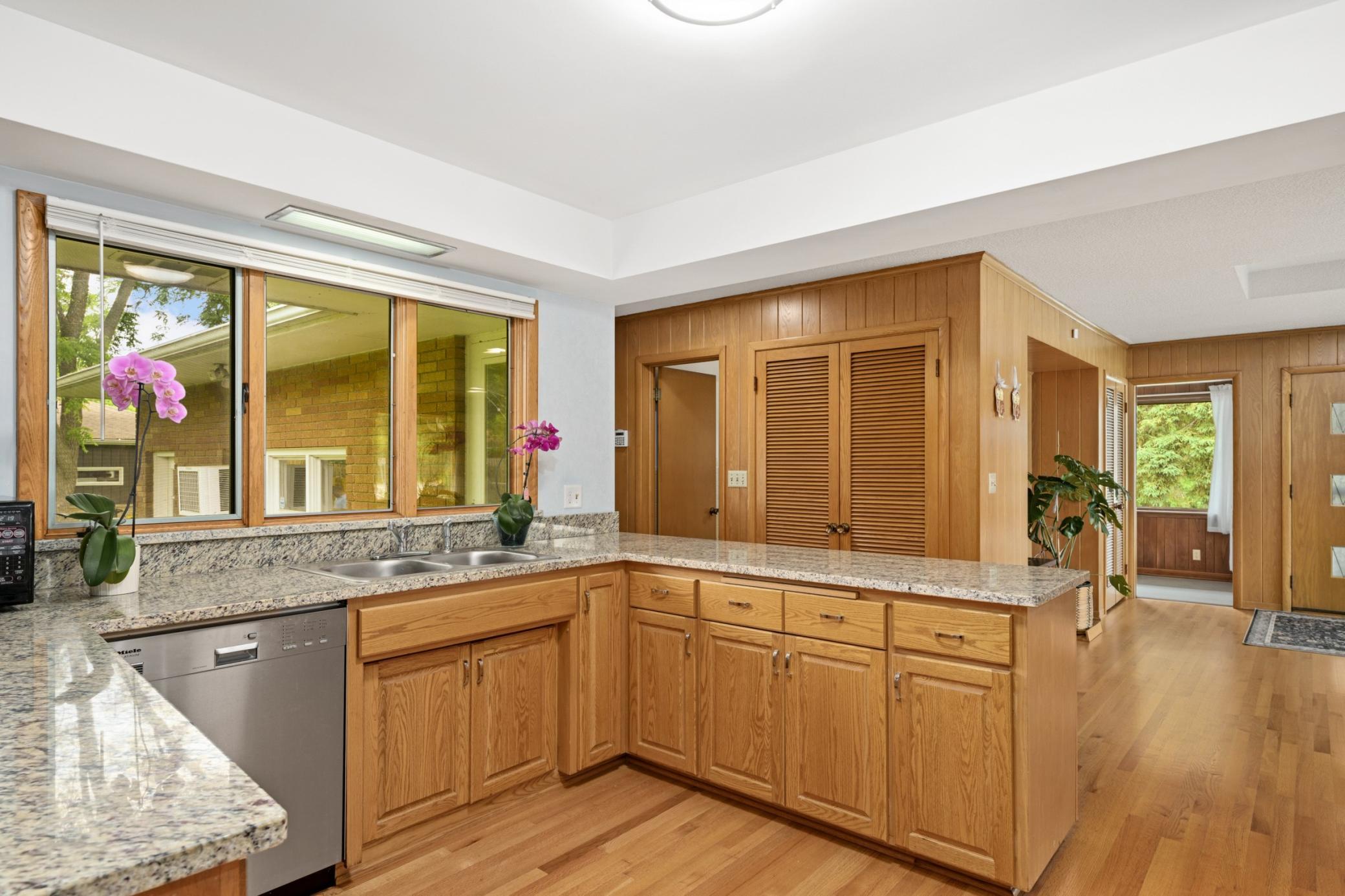Spacious Kitchen