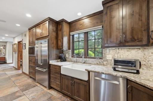 Gourmet kitchen