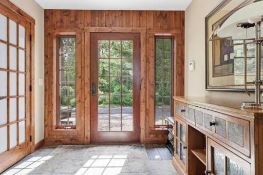 Foyer / entryway