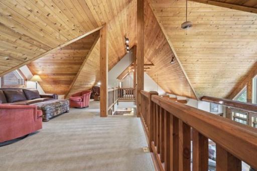 Upstairs loft with expansive ceilings