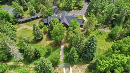 Note the circle driveway