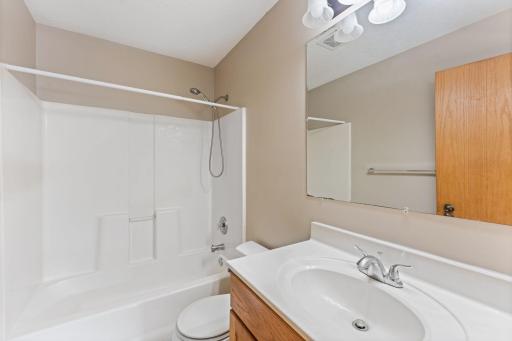 1380 Silver Lake Road NW, Saint Paul, MN 55112