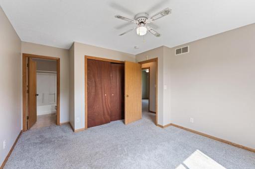 1380 Silver Lake Road NW, Saint Paul, MN 55112