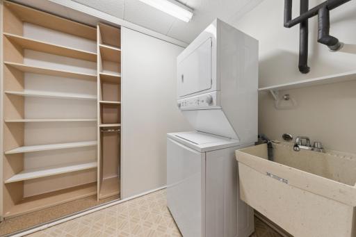 3320 Louisiana Avenue S, 504, Minneapolis, MN 55426