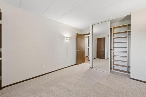 3320 Louisiana Avenue S, 504, Minneapolis, MN 55426