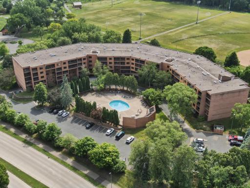 3320 Louisiana Avenue S, 504, Minneapolis, MN 55426