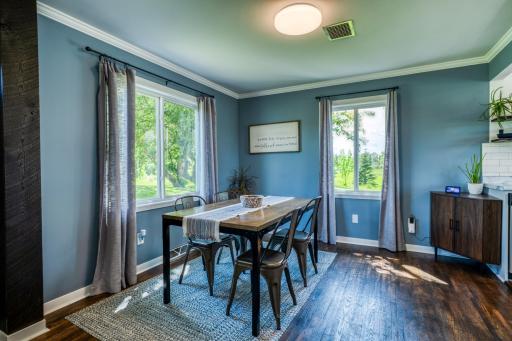 Dining Room.jpg