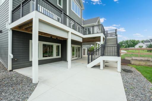5403 Cherry Woods Lane SW, Rochester, MN 55902