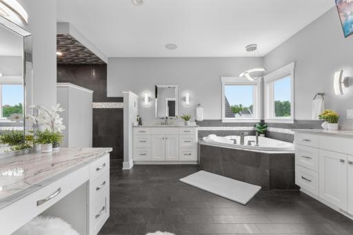 5403 Cherry Woods Lane SW, Rochester, MN 55902