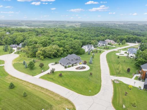 5403 Cherry Woods Lane SW, Rochester, MN 55902