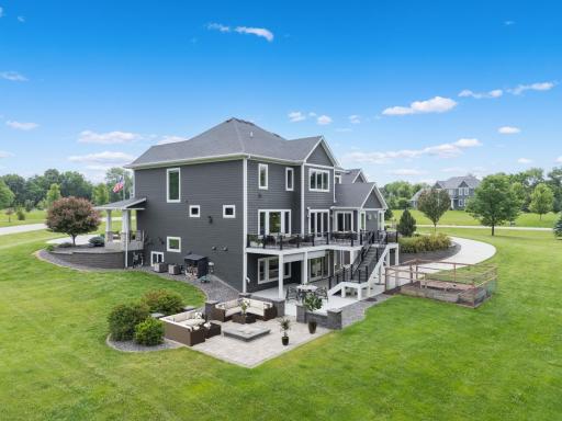 5403 Cherry Woods Lane SW, Rochester, MN 55902