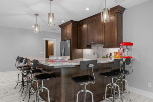 5403 Cherry Woods Lane SW, Rochester, MN 55902