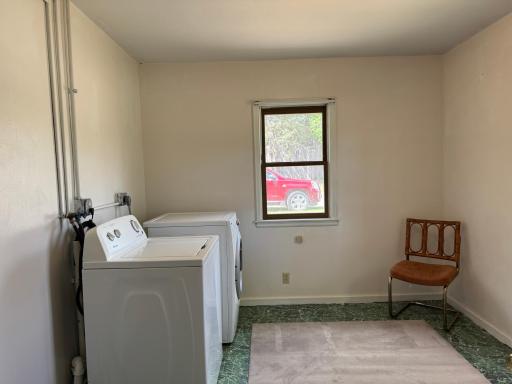 412 1st Street NE, Menahga, MN 56464