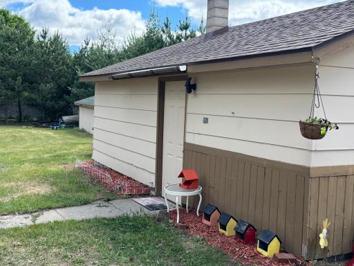 412 1st Street NE, Menahga, MN 56464