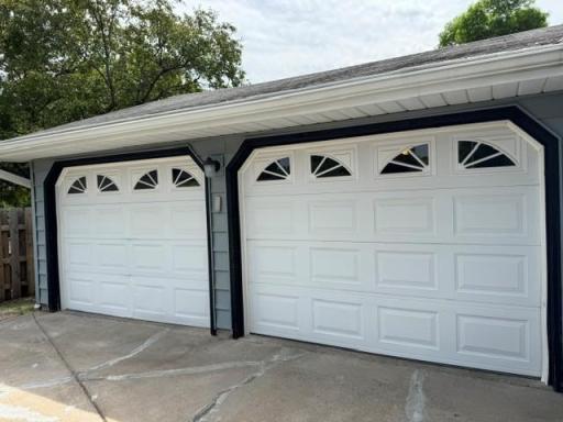1665 5th Street NW, Saint Paul, MN 55112