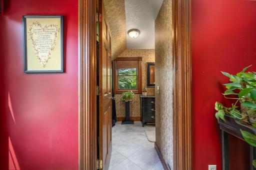 Primary suite