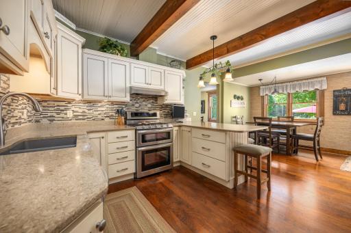 Upgraded stainless appliances