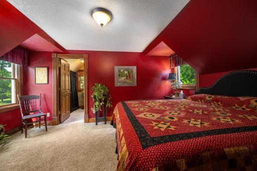 Primary suite