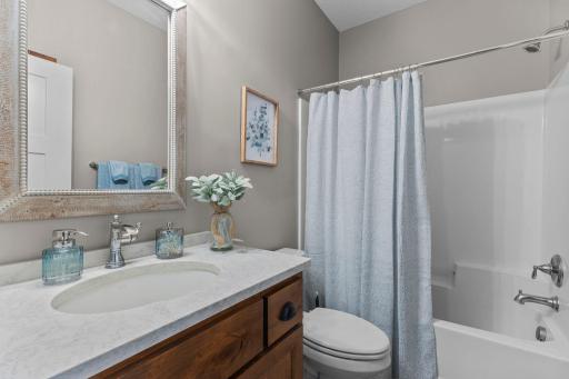 19583 Baldwin Street NW, Elk River, MN 55330