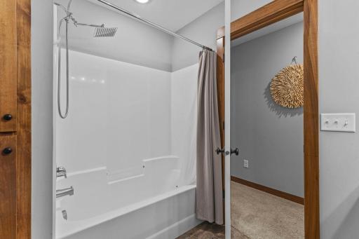 19583 Baldwin Street NW, Elk River, MN 55330