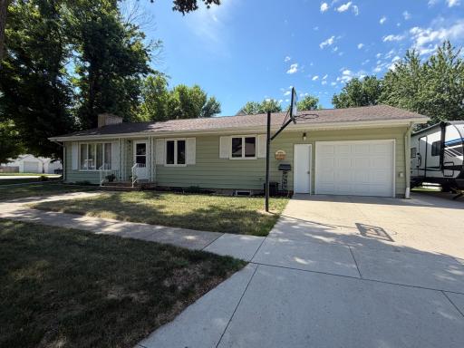 401 W Crawford Street, Luverne, MN 56156