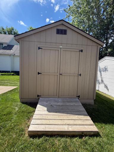401 W Crawford Street, Luverne, MN 56156