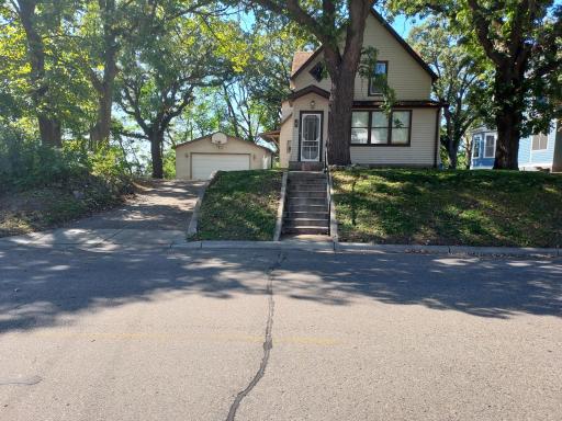 703 N 1st Street, Montevideo, MN 56265