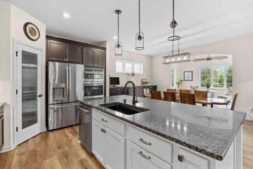 5886 Sheffield Terrace NE, Prior Lake, MN 55372