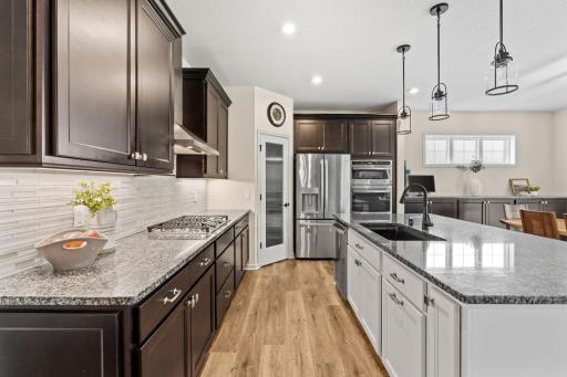 5886 Sheffield Terrace NE, Prior Lake, MN 55372