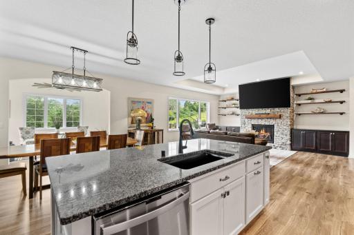 5886 Sheffield Terrace NE, Prior Lake, MN 55372