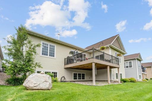 5886 Sheffield Terrace NE, Prior Lake, MN 55372