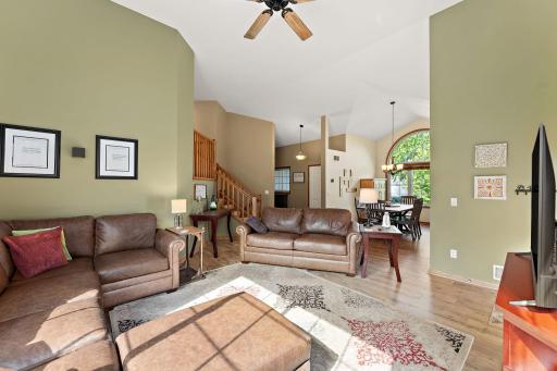 19137 Evenston Drive, Farmington, MN 55024