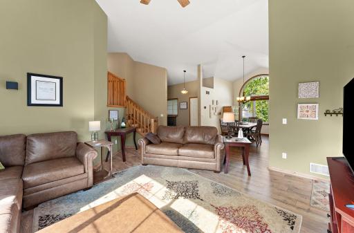 If you love to entertain... 19137 Evenston Dr