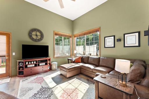 Fabulous SW facing windows 19137 Evenston Dr