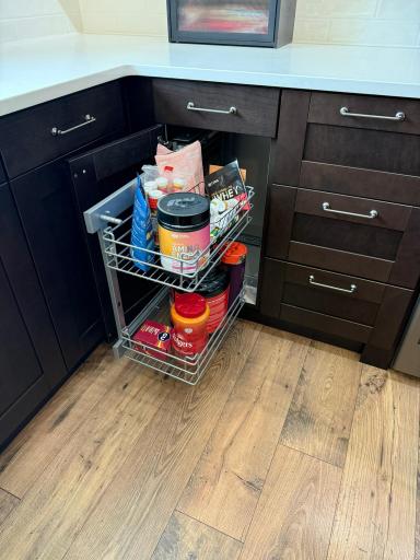 Convenient storage options 19137 Evenston Dr