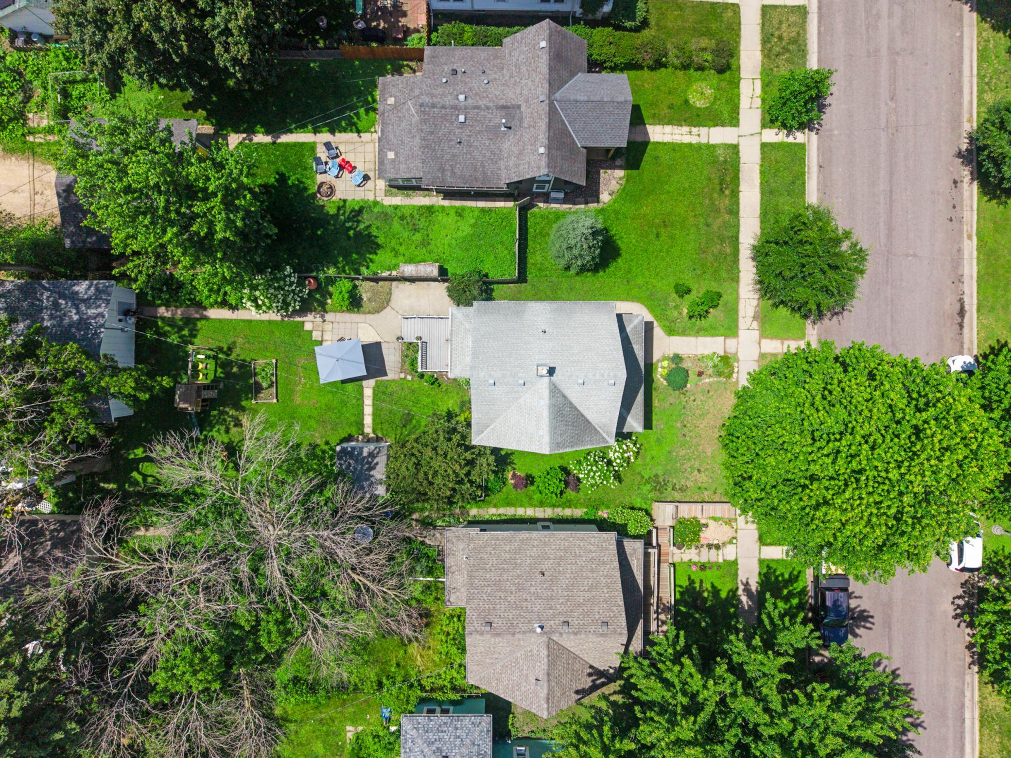 Nicely spaced homes with oversized lots along this block.