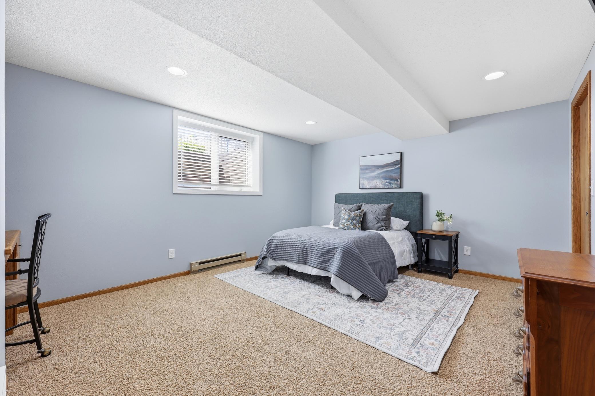 5th bedroom - basement