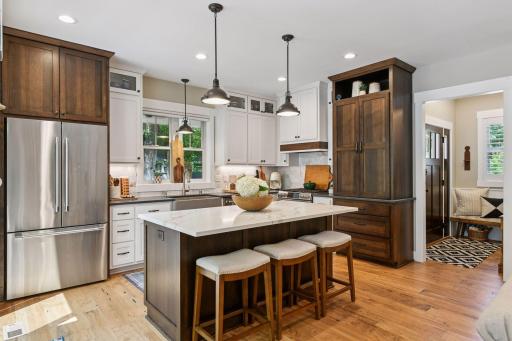 180 Bell Street, Excelsior, MN 55331