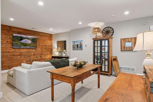 180 Bell Street, Excelsior, MN 55331
