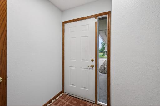 6710 Buckley Circle, Inver Grove Heights, MN 55076