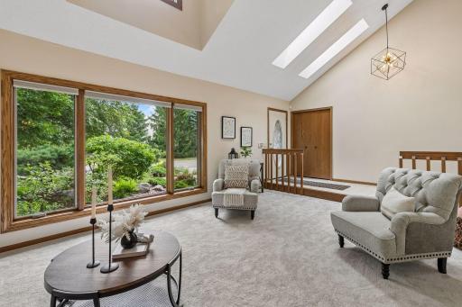 Room with a view! Be sure to drive neighborhood and fall in love~