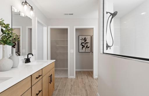 PUL-MIN-Hawthorne-Continental-Owners Bath1-1920x1240.jpg