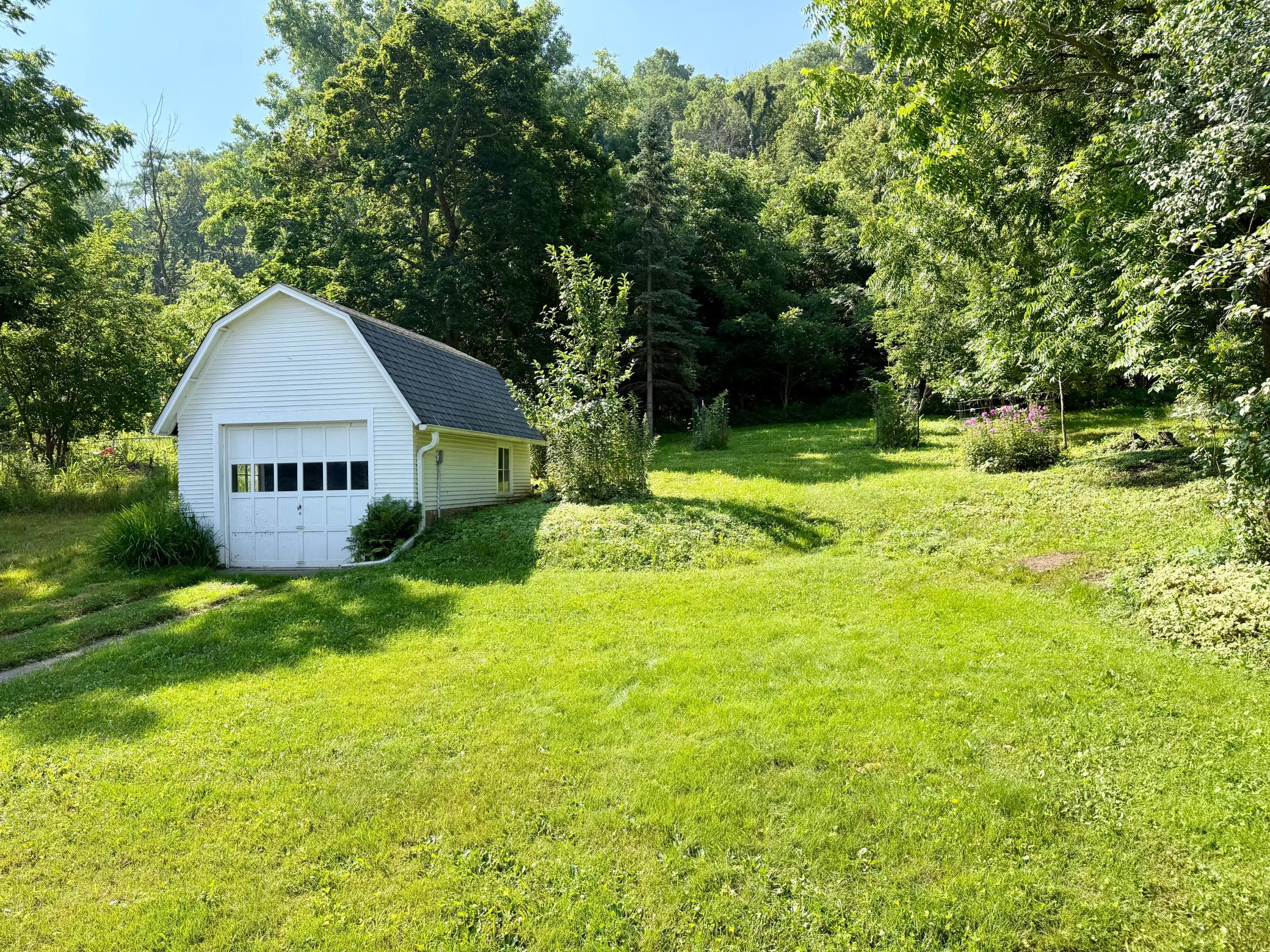 Large Spacious Yard