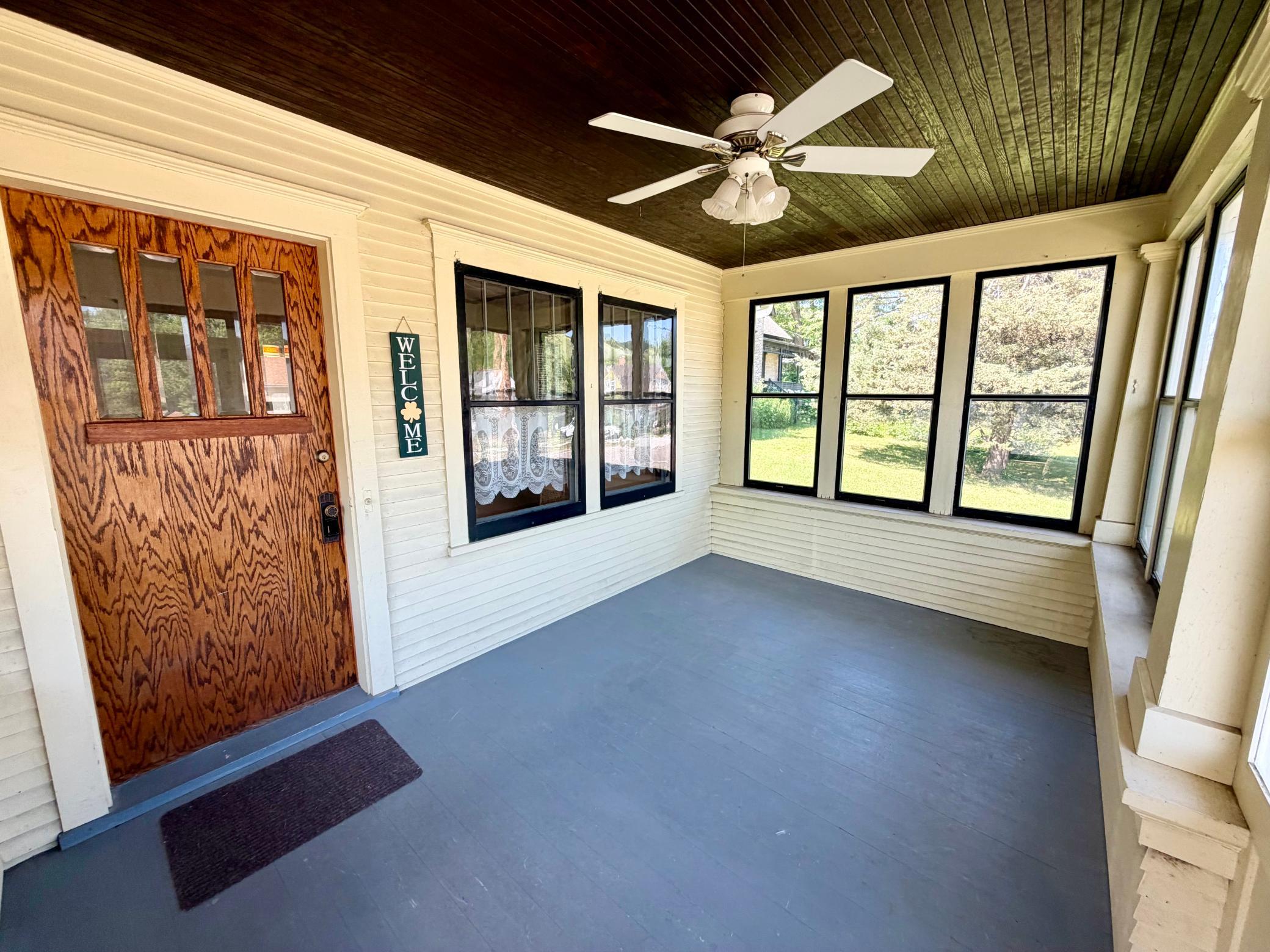 Front 3 Season Porch