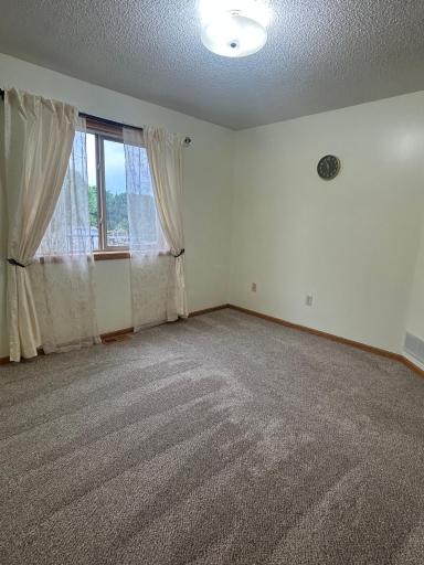 30204 118th Street NW, Princeton, MN 55371