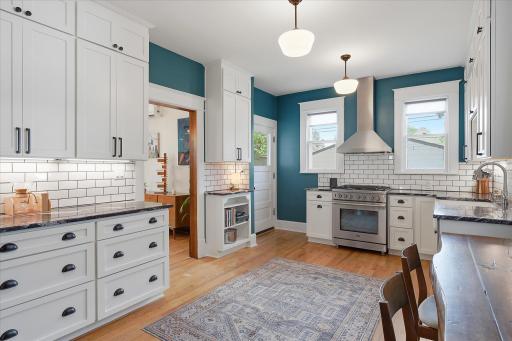 Plenty of counter space & under cabinet lighting!
