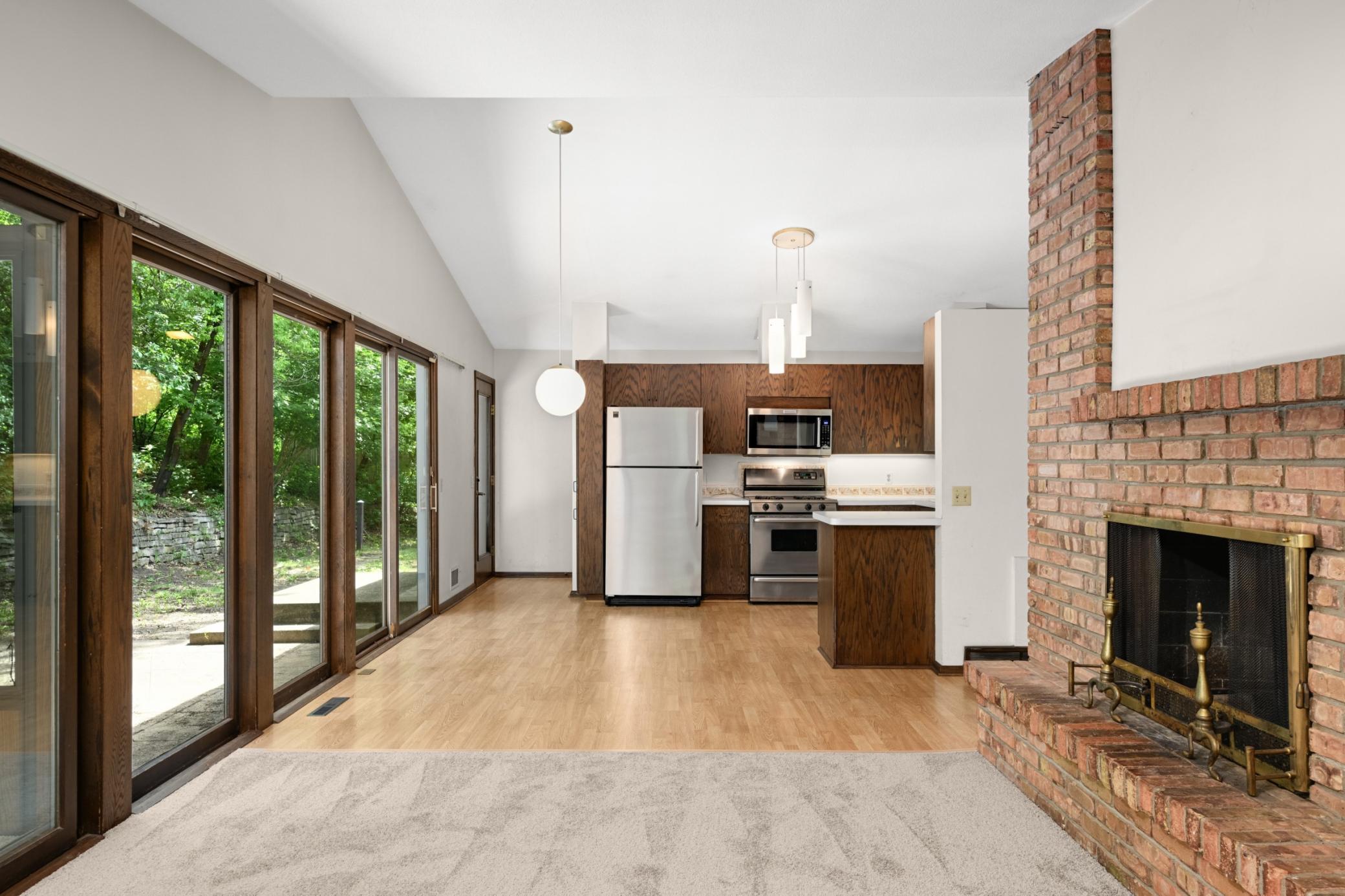 6 Long Kitchen.jpg
